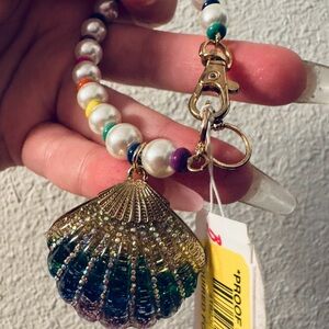 Betsey Johnson Colorful Beaded Shell Bracelet